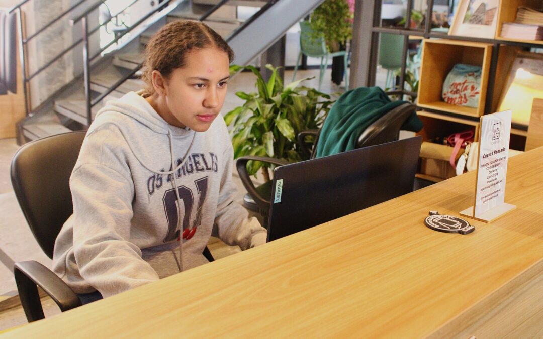 De becaria IMPAQTO a agente de cambio: la experiencia de Camila Pérez